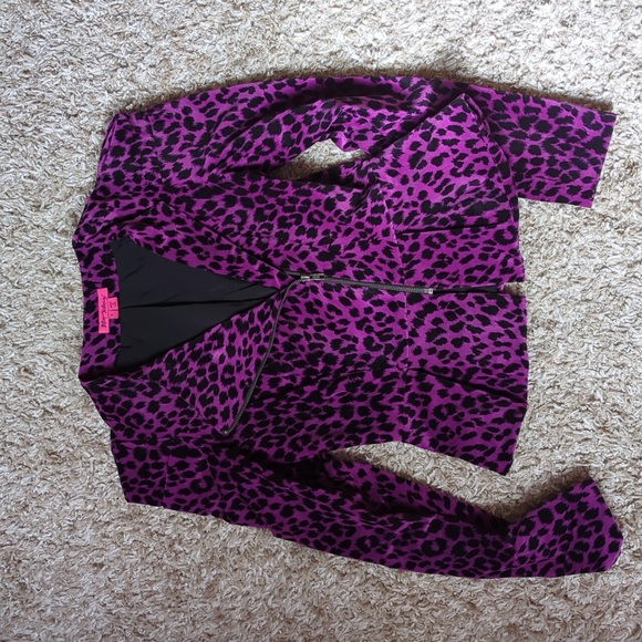 Betsey Johnson Purple leopard print peplum jacket - Picture 3 of 5